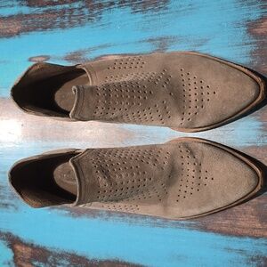 Gianni Bini Leather Booties